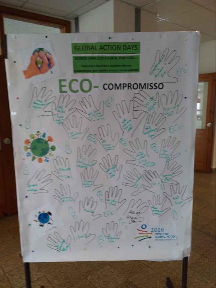 Painel de compromissos da Escola Básica de Valongo do Vouga