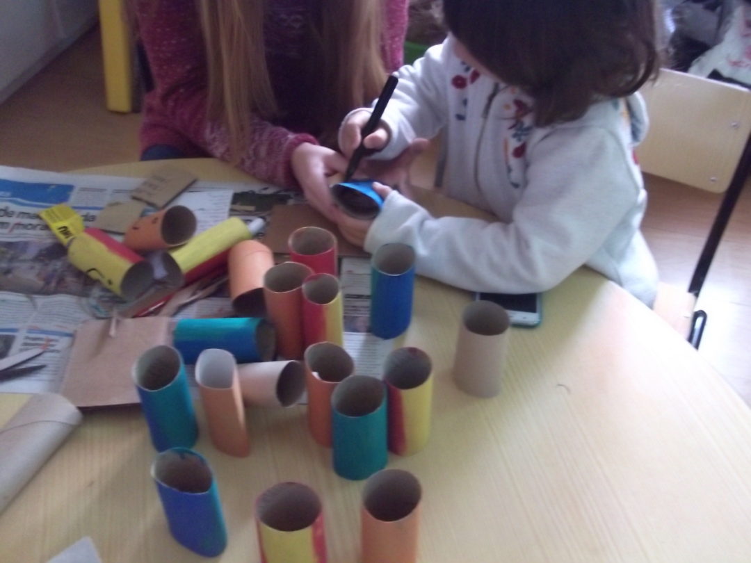 A reutilizar tornamos os espaços mais bonitos, atraentes e estimulantes.