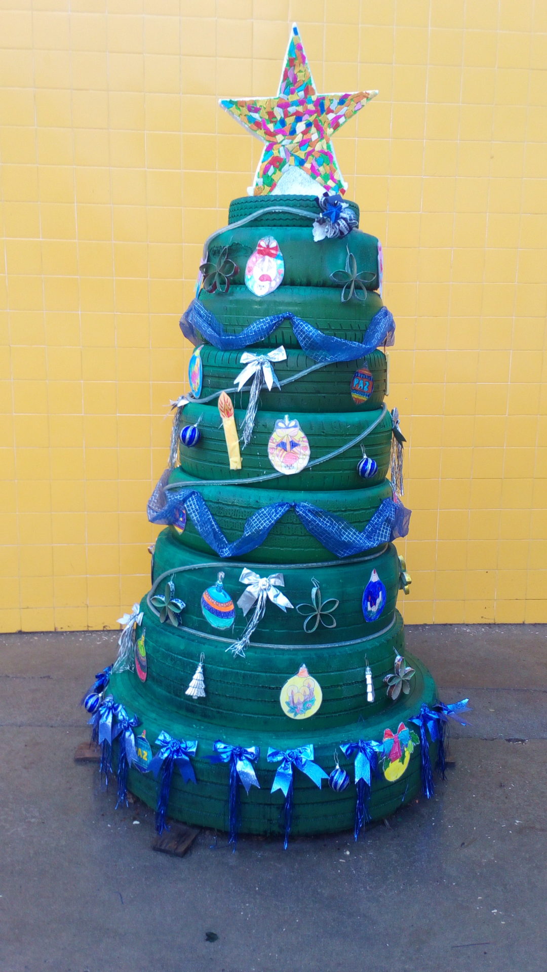 Natal: decorar a reciclar