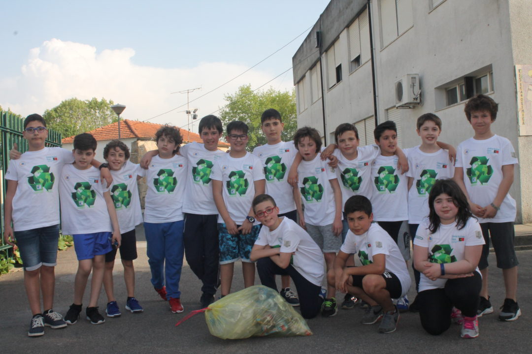 Recolha e Separação de Resíduos no Recinto Escolar