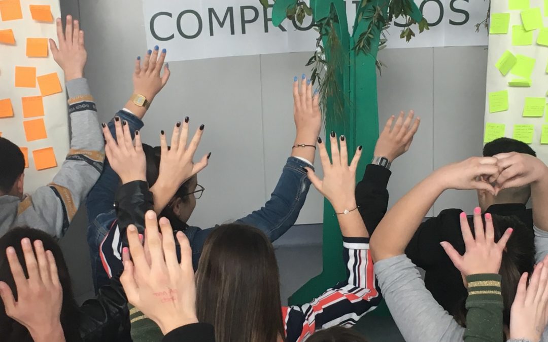 A ITINERANTE ÁRVORE DOS COMPROMISSOS