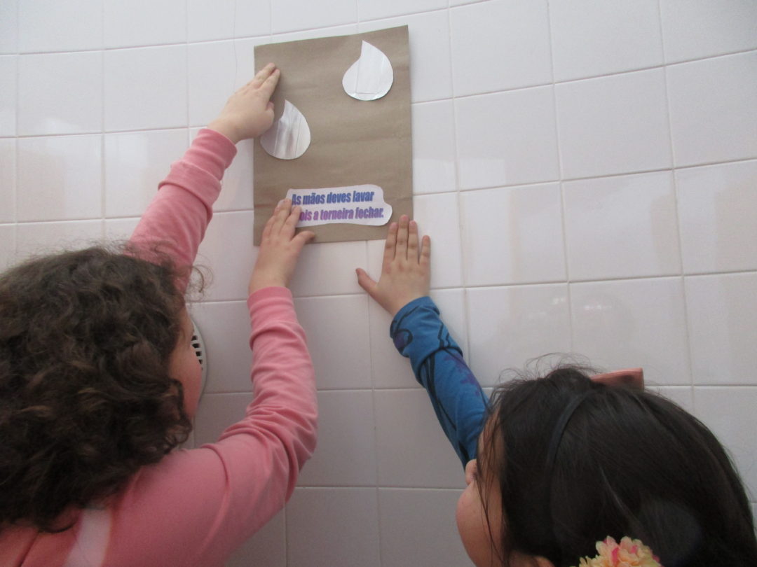 Reduzir o consumo de água e energia elétrica na Escola