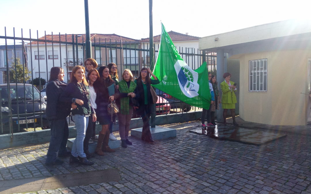“A dar para reciclar, estás a ajudar!