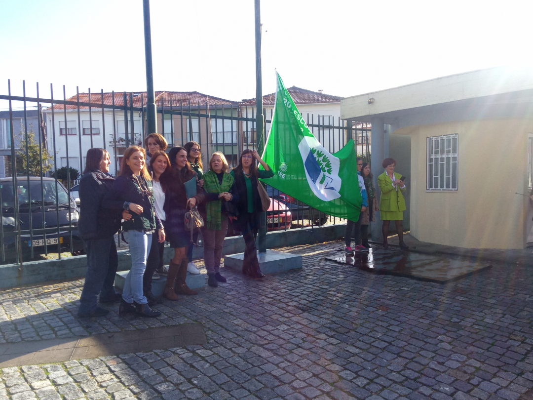 “A dar para reciclar, estás a ajudar!