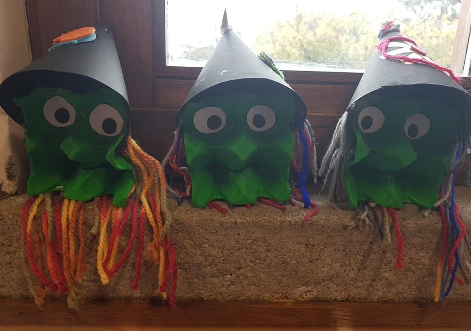 Monstros e bruxinhas