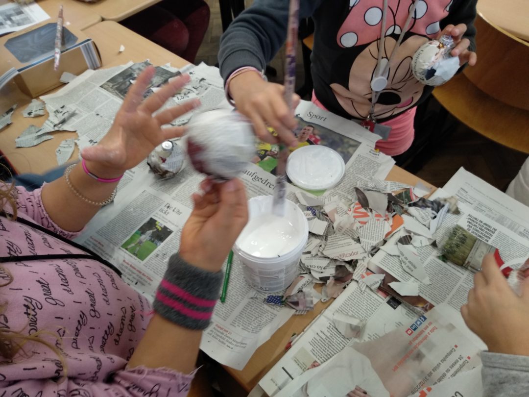 Reutilização de materiais/diminuição de recursos no Natal!