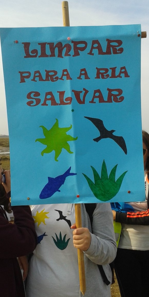 Ação de limpeza da Ecovia da Fuseta