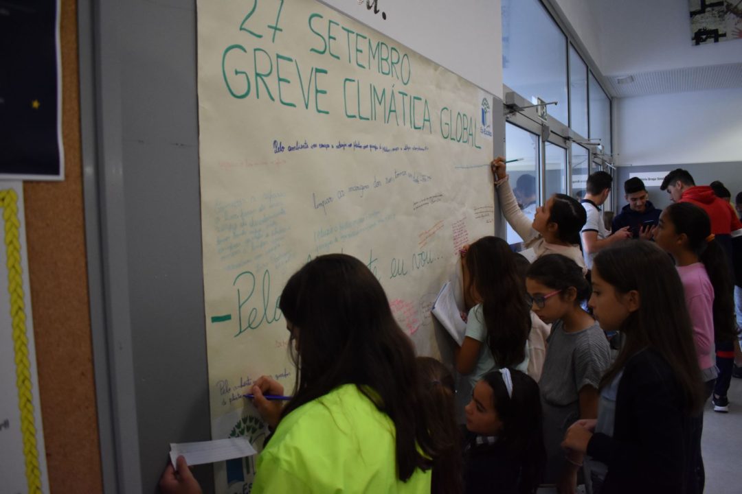 Mural “Pelo ambiente eu vou…”