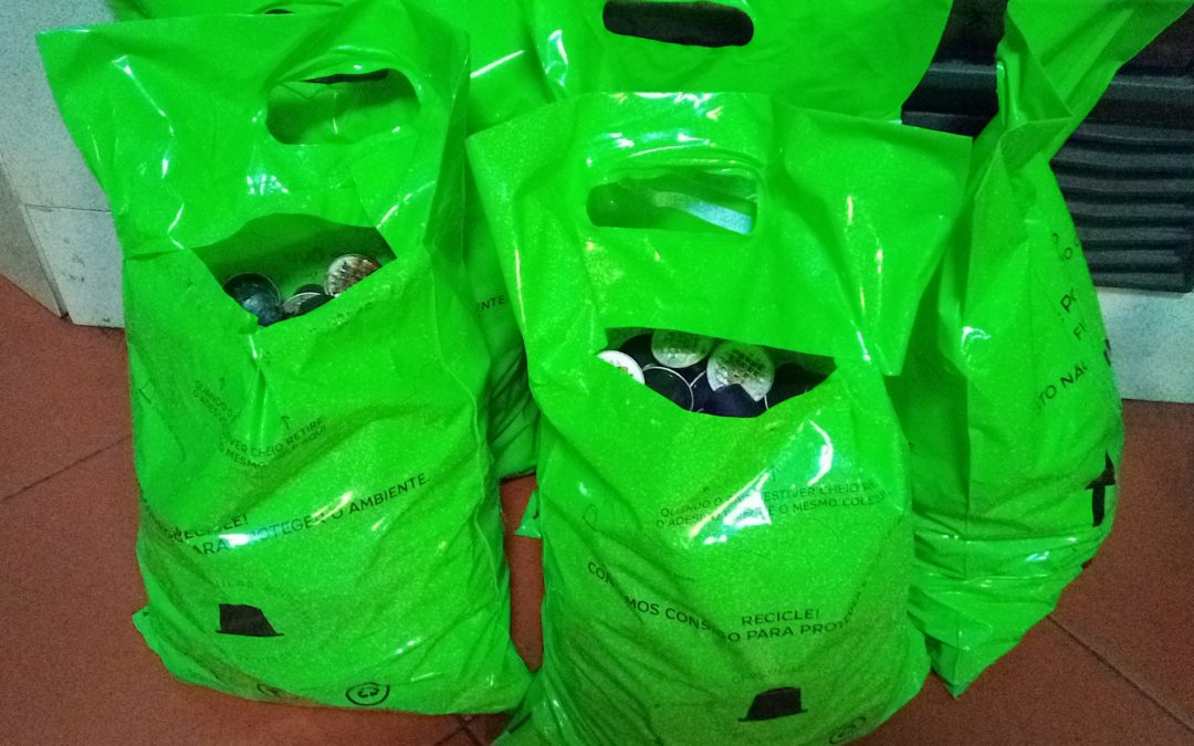 Em casa também separamos.