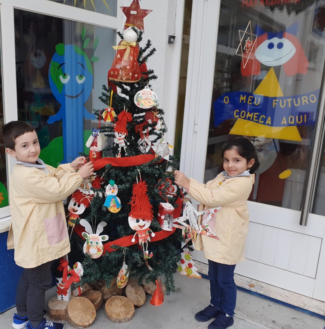 Concurso da Compal e Tetra Pak – “Este Natal, os enfeites estão por tua conta”,no Jardim de Infância da ABPG