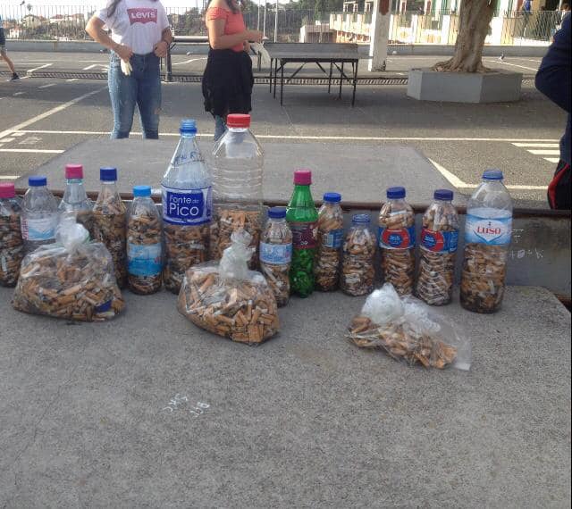 “Aprender com a natureza” e reparar em vários tipos de poluição – recolha de beatas.