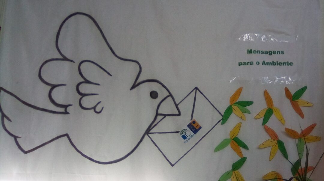 ESCOLA SECUNDÁRIA MANUEL CARGALEIRO: Pomba da Paz – a mensageira do ambiente