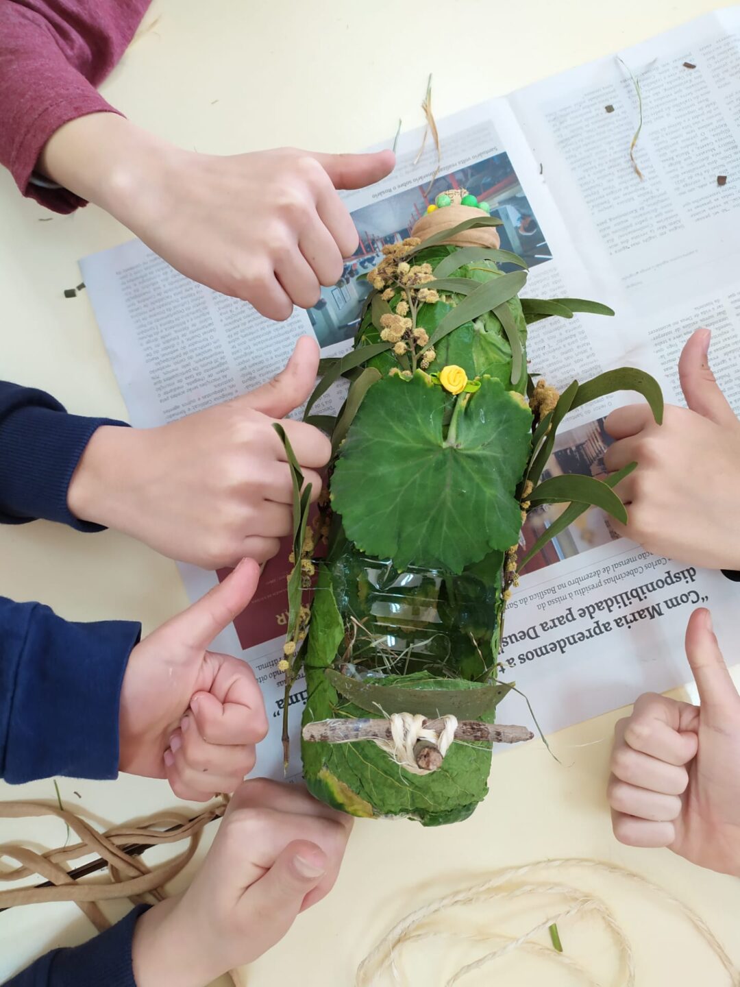 construção de ninhos e bebedouros para as aves