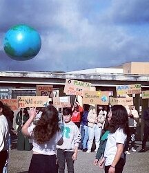 Escola Básica nº 2 de Avelar-Manifestação- " TEMOS DE AGIR, NÃO VAMOS DESISTIR".