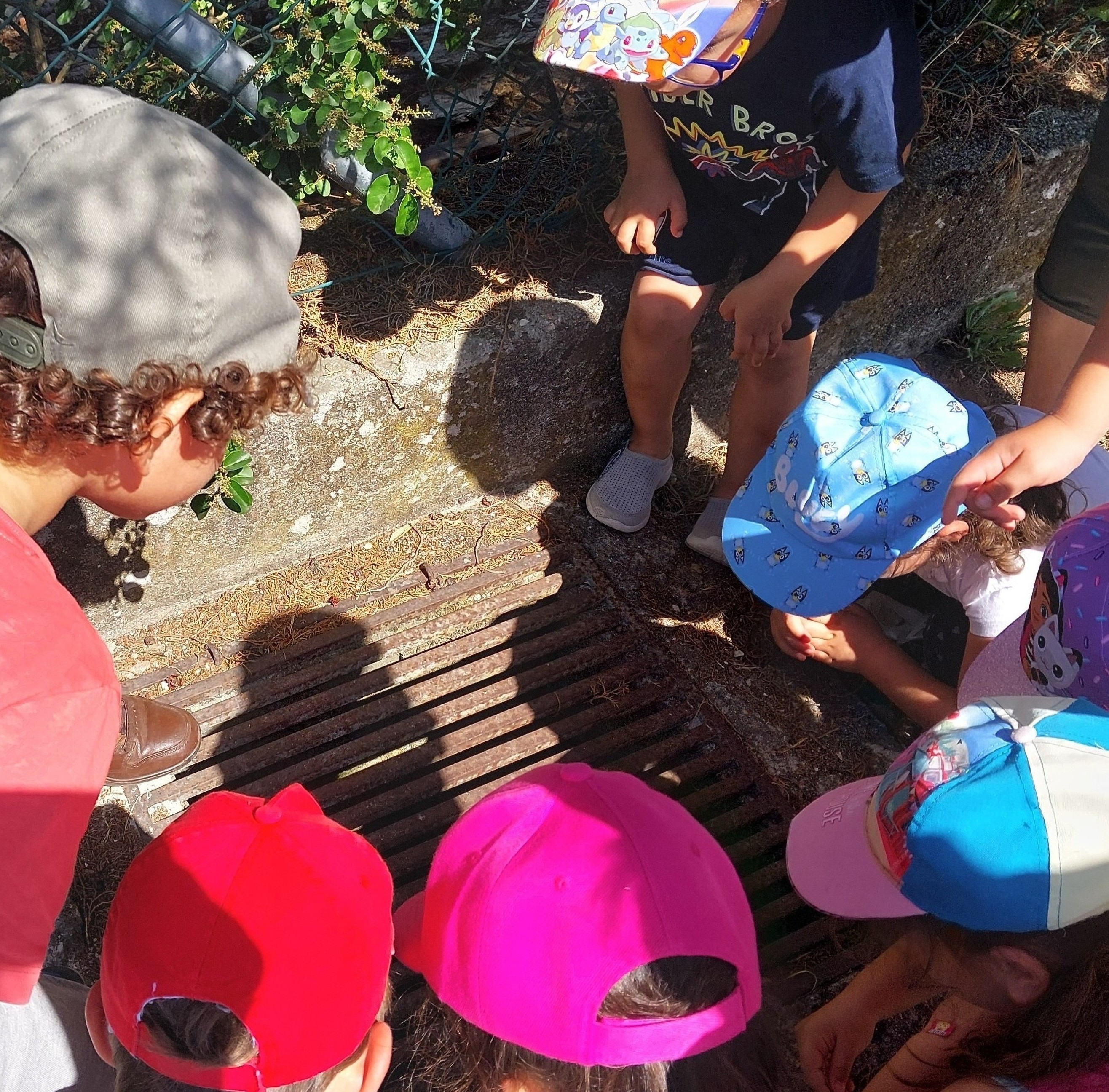 Água e lixo podem ir parar ao mar!